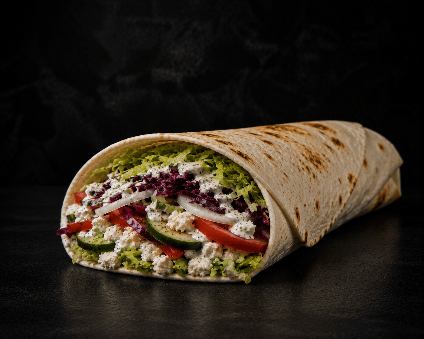 Vegetarischer Dürüm im dünnen Weizenwrap