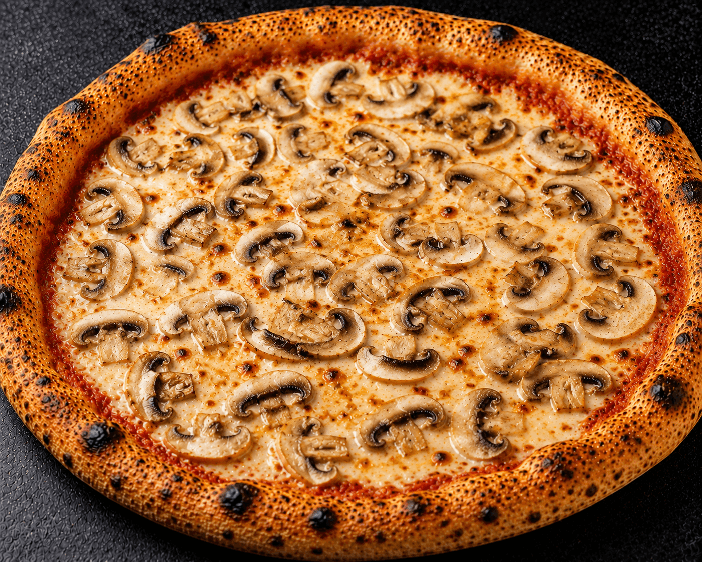 Pizza Fungi mit Champignons